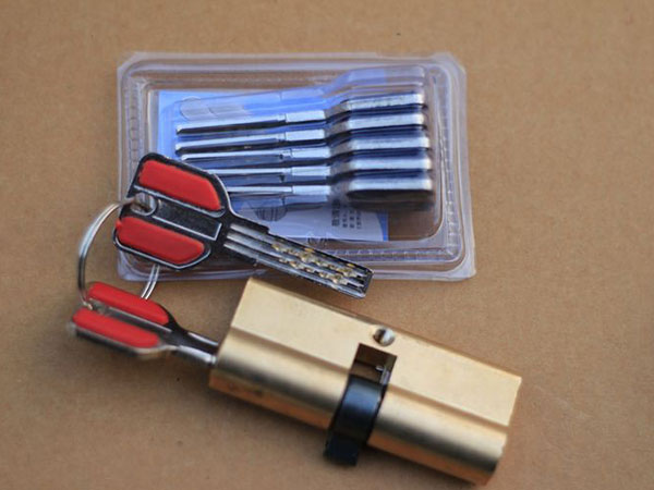 涪陵24小时上门开锁公司